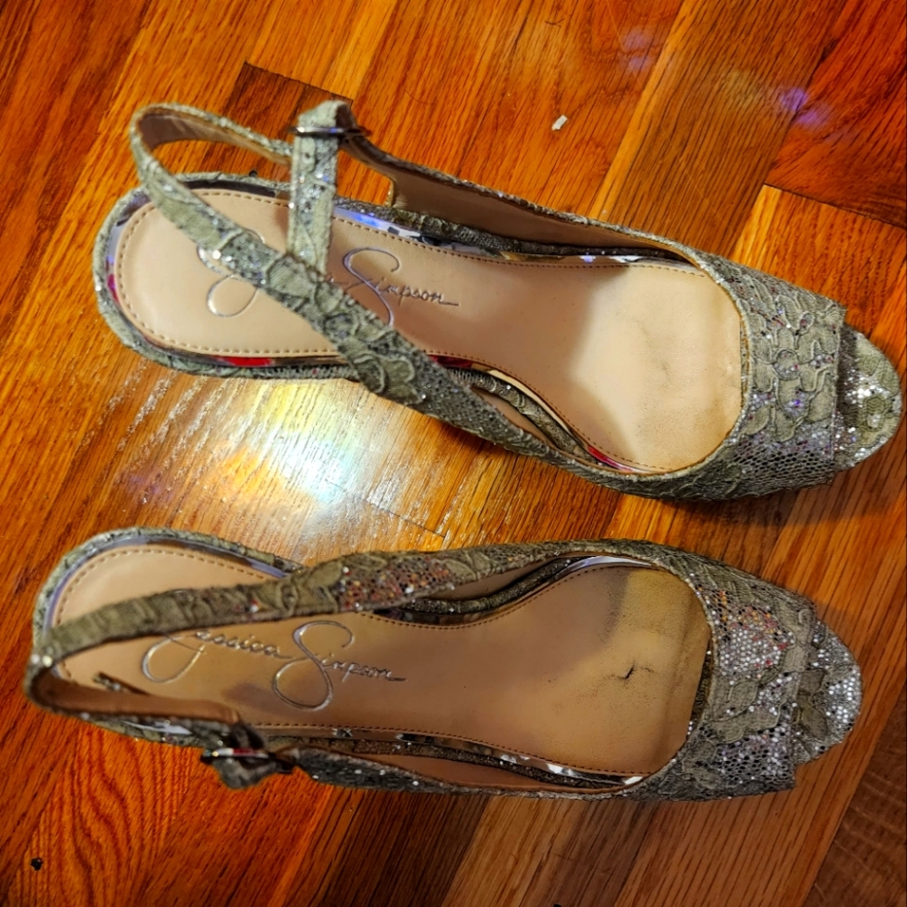 Jessica Simpson heels - Picture 3 of 6